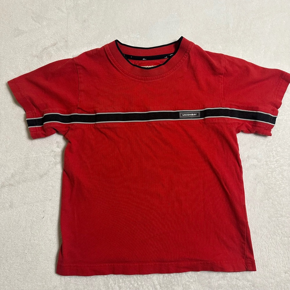 VTG Unionbay Kids Size 6 Red T-Shirt Y2K Skater Streetwear Chest Stripe Retro
